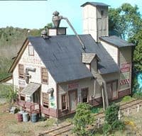 MAJESTIC HARDWARE & FEED