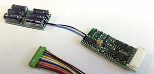 D13NHJ DECODER - Athearn and locos equipped with NMRA 9 pin "Quick Plug"